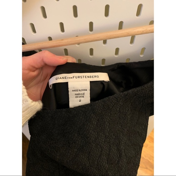 ๐ค Black Diane von Furstenberg cocktail dress - Picture 5 of 5